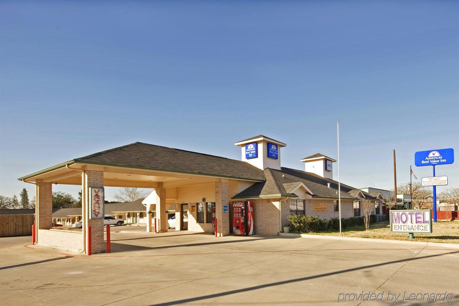 Americas Best Value Inn Weatherford Exterior photo