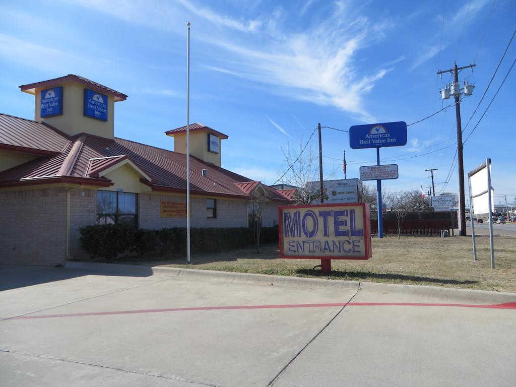 Americas Best Value Inn Weatherford Exterior photo